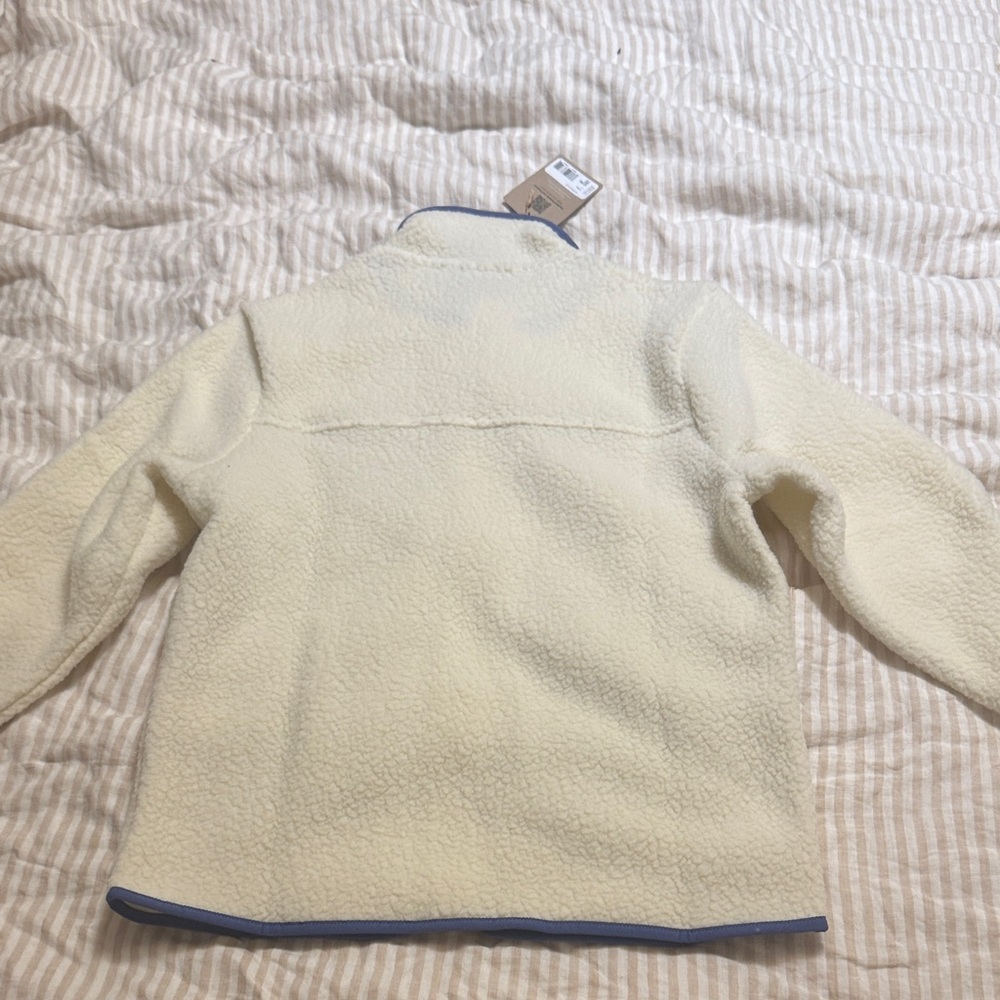 Patagonia Cream Fleece Jacket with Blue Trim - Picture 2 of 2